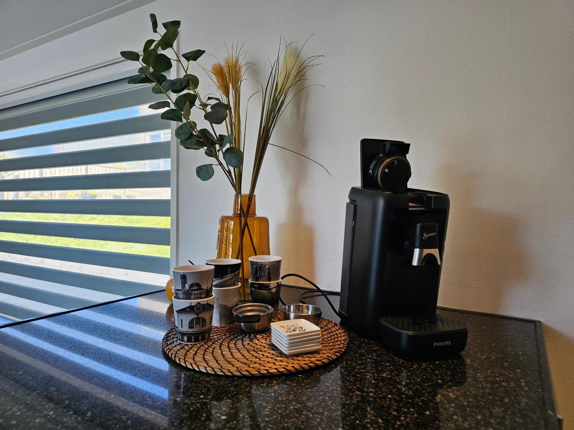 Luxe Woonboot In De Natuur Evt Met Console Bootje! Λεουβάρντεν Εξωτερικό φωτογραφία